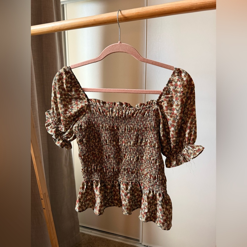 Floral Smocked Puff Sleeve Top